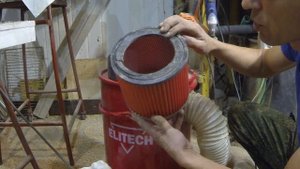 Пылесос elitech 1100к, отзыв после года использования. Есть косяки.