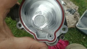 Вакуумный насос Opel Vectra B. Как снять и разобрать.