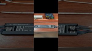 Подключение усилителя/повторителя RGB для больших помещений.