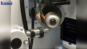 Процесс заточки и профилирования бланкетных ножей на универсальном станке с ЧПУ UTMA LC35E