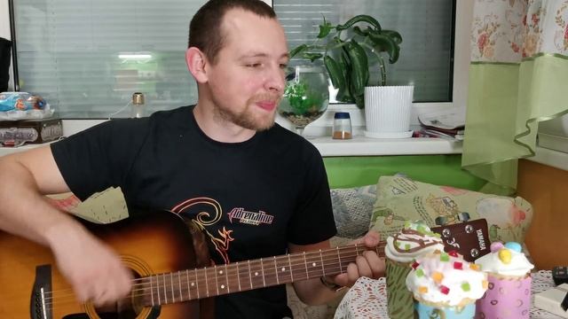 Это булочка с маком, это 1 мая!!!