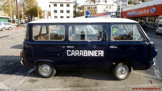 Полицейские Машины Мира №2. Fiat 238 Полиция Италии. Обзор масштабной модели.mp4 смотреть онлайн