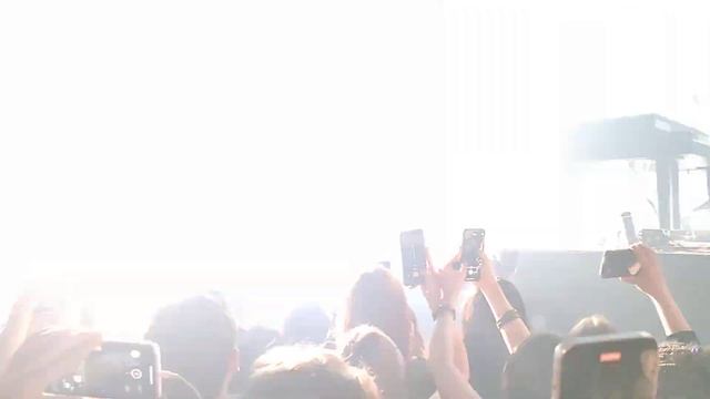 тринадцать карат - во снах (Live in Moscow 20.05.2023) смотреть онлайн