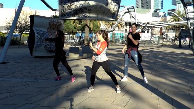 30 минут кардиотренировки - Zumba Fitness
