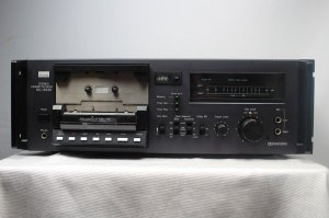 Стереокассетная дека Sansui SC-3330-ЯПОНИЯ-Годы выпуска 1979 - 1980