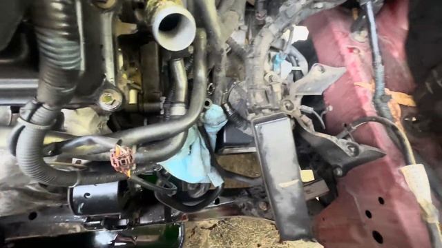 How to change Alternator on a 2004-2009 Nissan Quest смотреть онлайн