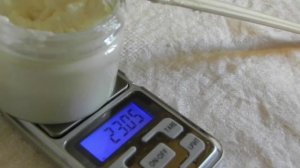 Приготовление живого крема для себя и друзей в домашних условиях