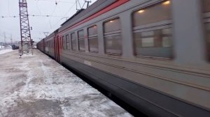 Электропоезд ЭР2Т-7182 станция Нара 14.01.2017