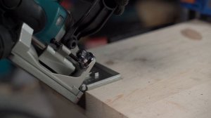 Makita DPJ180 обзор аккумуляторного шпоночного фрезера