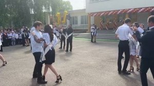 Вальс выпускников!