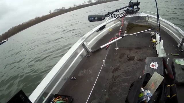 Лодка Тактика 390 р "ПРОТИВ" ОРИОН 38 Сравнительный тест на воде! смотреть онлайн