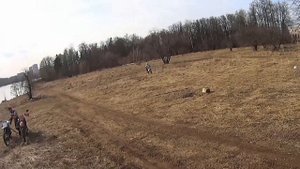 HONDA XR650R jump учится летать Honda CRF450R