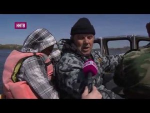 Сетка, лодка, браконьер