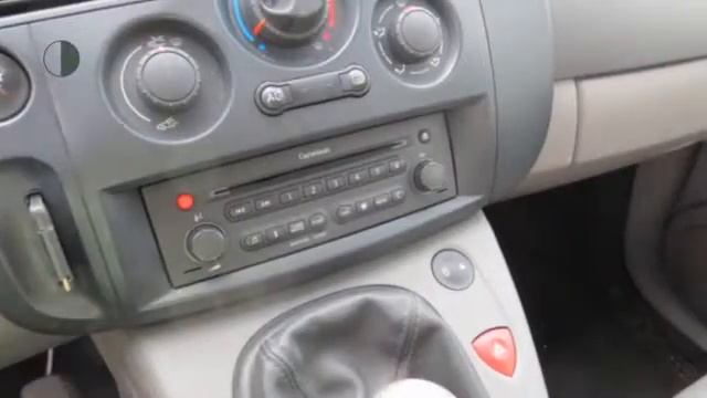 Renault Scénic 1.6-16V AUTHENTIQUE COMFORT смотреть онлайн