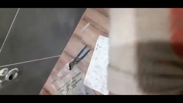 Сборка и монтаж унитаза.
