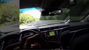 Toyota camry 3,5 vs Bmw F90 2,0 2018!