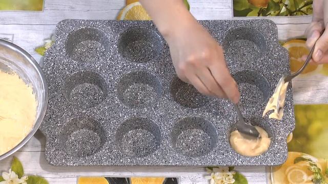 Кексы со сгущенкой на сметане. Домашние маффины, капкейки. Вкусно и просто.