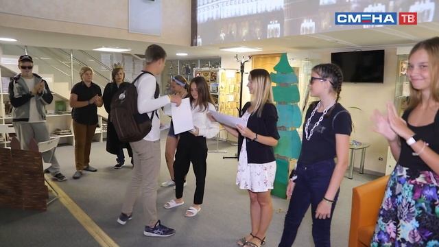 Сменовцы выступили с премьерой спектакля «Старая сказка на новый лад» смотреть онлайн