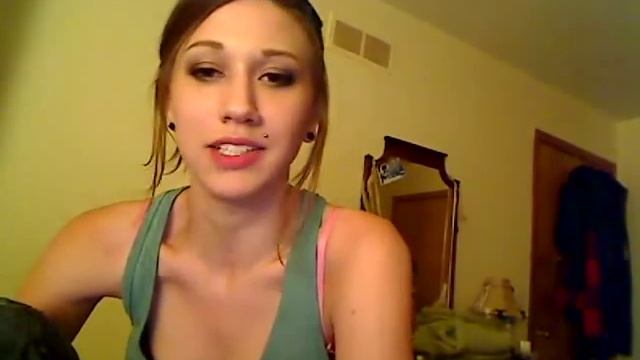 GodsGirls: Meet April смотреть онлайн