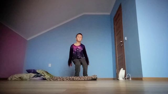 УЧУСЬ ДЕЛАТЬ ФЛЯК НАЗАД! смотреть онлайн