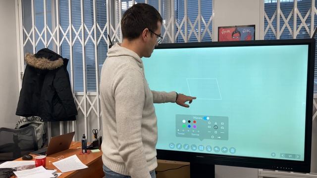 Интерактивные панели Gaoke - описание доступных функций встроенного компьютера смотреть онлайн