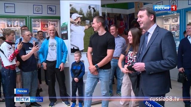 Как в Пензе встретили трехкратного Олимпийского чемпиона Александра Большунова