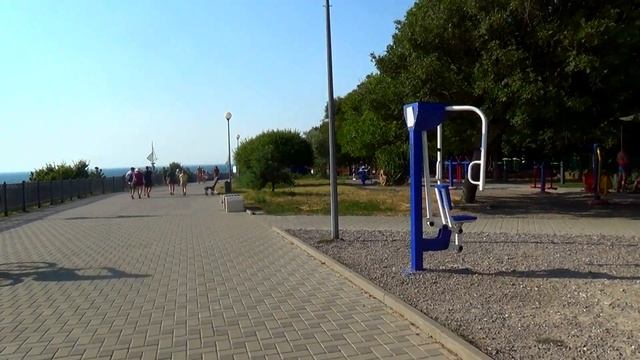 #АНАПА. ПО ДОРОГЕ К МОЯКУ НА ГАЛЕЧНЫЙ ПЛЯЖ. смотреть онлайн