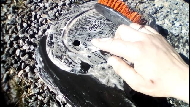 Заменил корпус воздушного фильтра на Таврии.