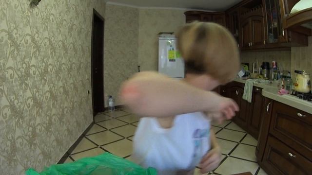 Халявные грецкие орехи. Ессентуки смотреть онлайн