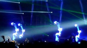Mylene Farmer - Robot Interlude (01.11.2013, Olympijskiy Stadium, Moscow, Russia)
