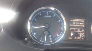 Плавающие обороты двигателя Toyota Corolla E180