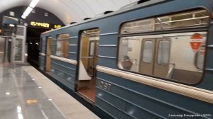 "Номерной" с экстерьером "2-2-2" на станции "Окружная"