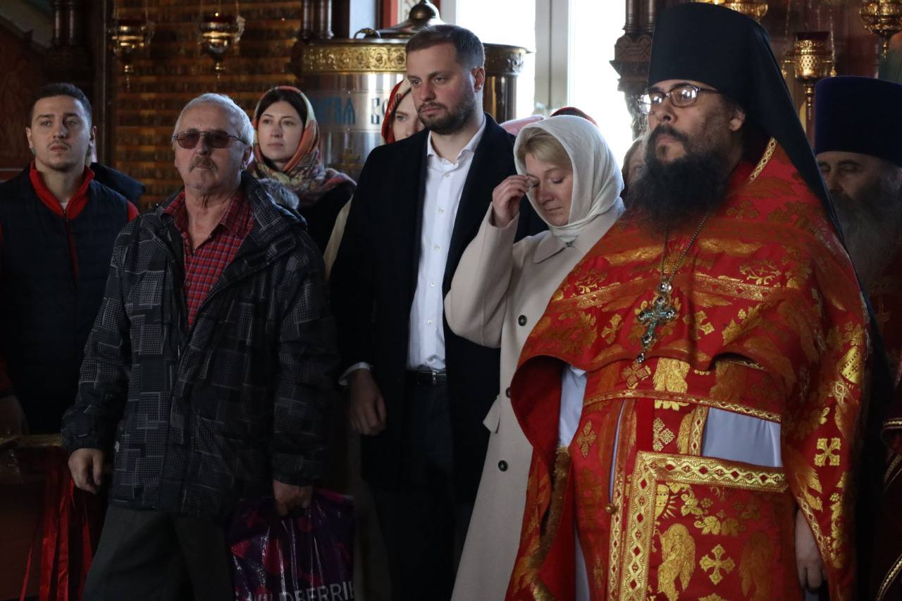 Епископ Сергиево-Посадский и Дмитровский Фома провёл божественную литургию в Мытищах