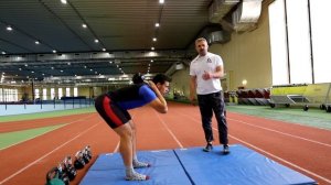 Укрепляем спину гирей / Самые простые упражнения за 3 минуты