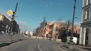 Расположение светофоров на перекрестке.