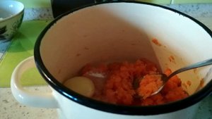 Творожники с морковью.