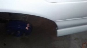 Удаление дыр в подкрылке авто