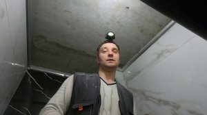 Как сделать натяжной потолок с световыми линиями и контурной подсветкой с черным глянцевым полотном