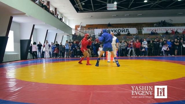Боевое самбо / Тахир Токарев / 62 кг / 2 бой на первенстве России 2019 смотреть онлайн