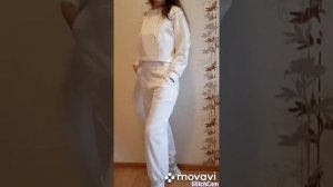 Спортивный костюм "спорт шик".Белый брючный костюм в спортивном стиле. Костюм из джерси.