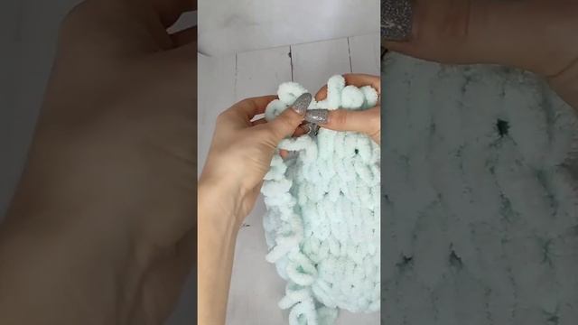 Плюшевая балаклава из ТикТок смотреть онлайн