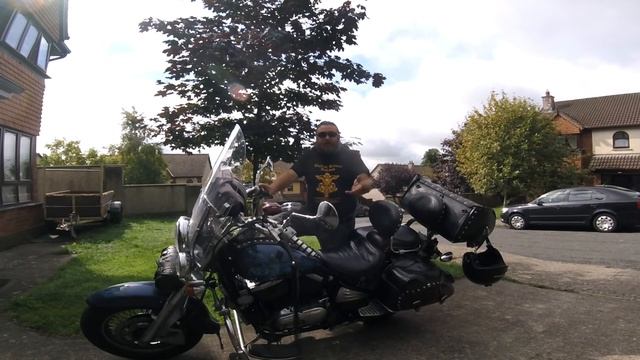 Задница VS Сиденье смотреть онлайн