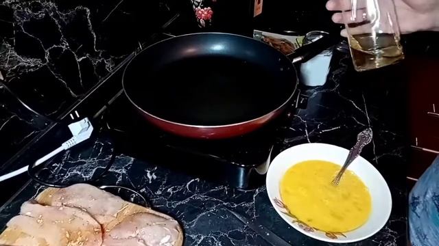 КАК БЫСТРО ПРИГОТОВИТЬ СОЧНОЕ КУРИНОЕ ФИЛЕ В ПАНИРОВКЕ? смотреть онлайн