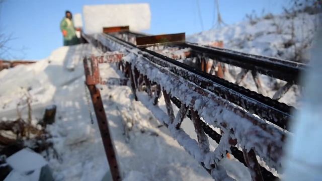 заготовка льда для ледового городка