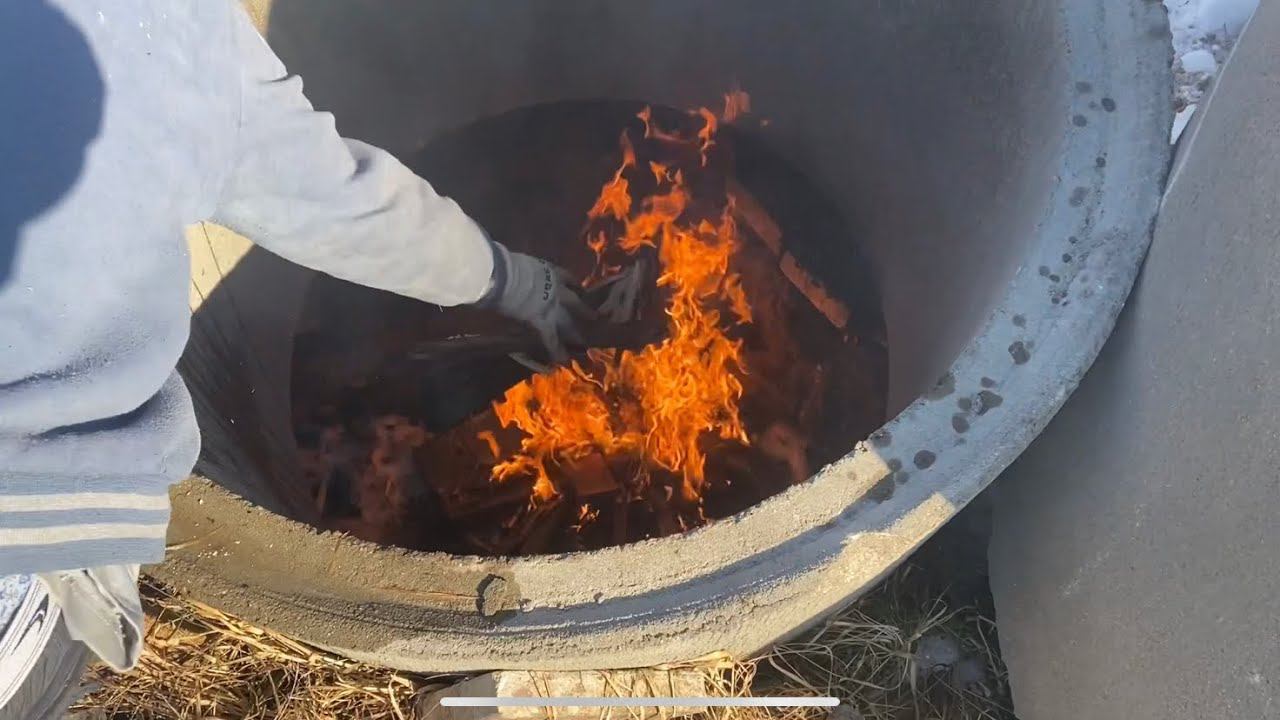 Зимой копаем колодец, лайфхак. Если видео понравилось ставь лайк! смотреть онлайн