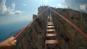 Проход по мосту на г. Ай-Петри