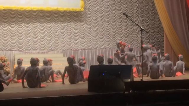 Дворец Культуры им.Ленина,г.Красный Луч смотреть онлайн