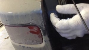 Замена лампочки в задней противотуманке на Mitsubishi Outlander XL, Citroen C-crosser, Peugeot 4007