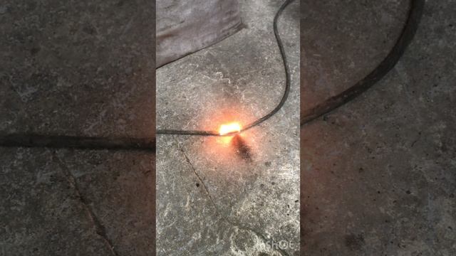 Как горят некачественные кабеля. How low-quality cables burn.