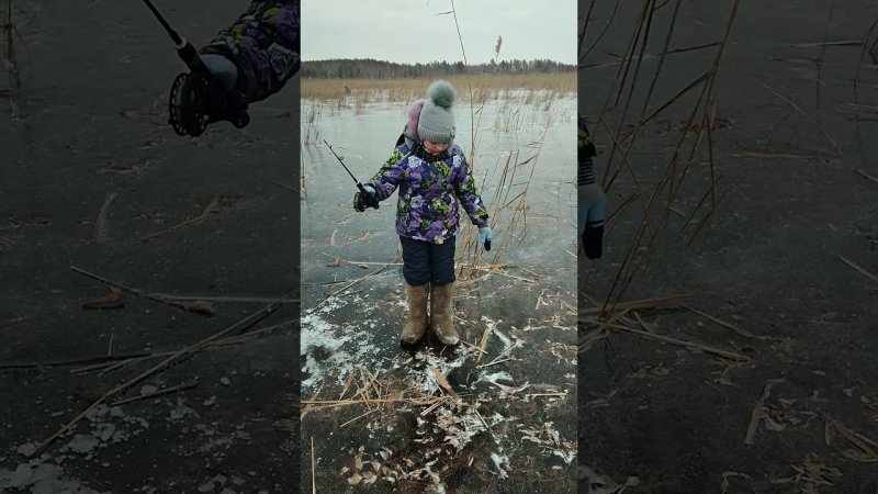 Юная рыбачка поймала рыбу. Эмоции